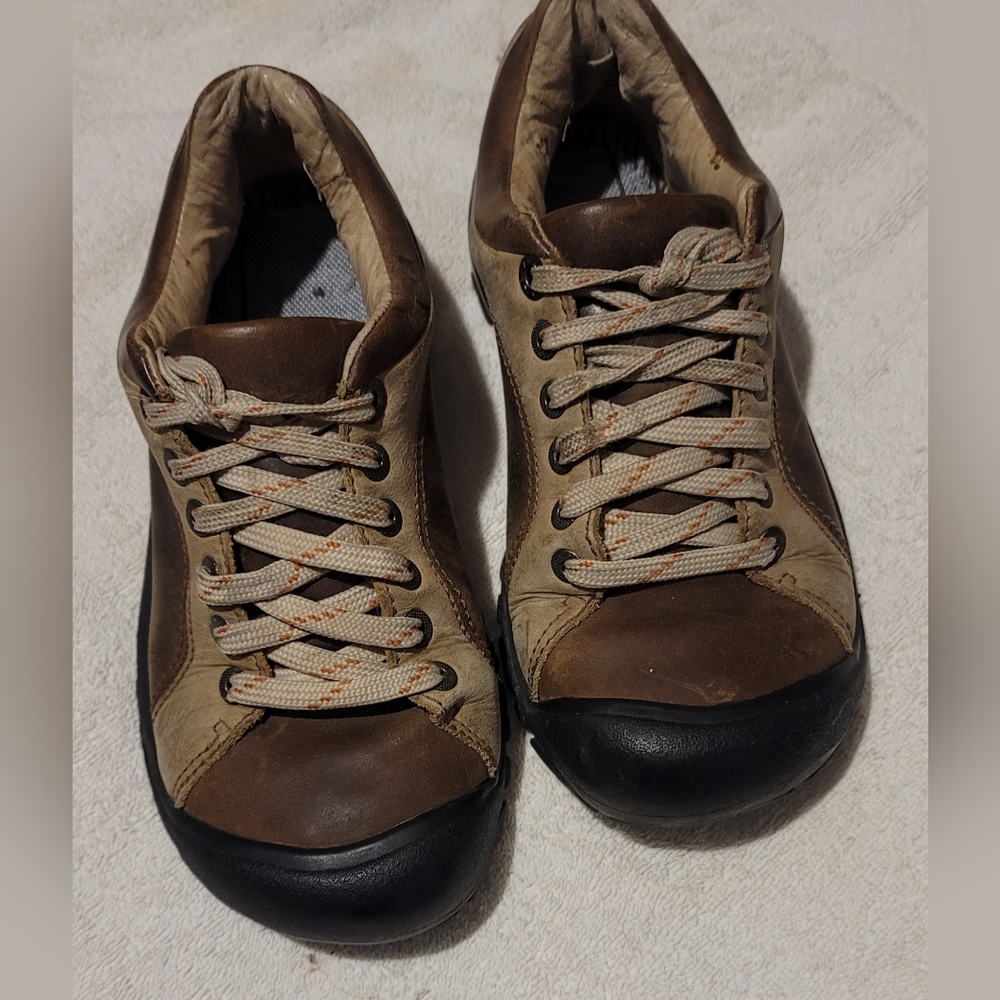 Women's Keen Low Top Shoes
